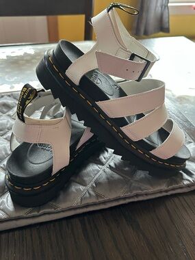 NWOT women’s white Dr. Martens Blaire Sandals.